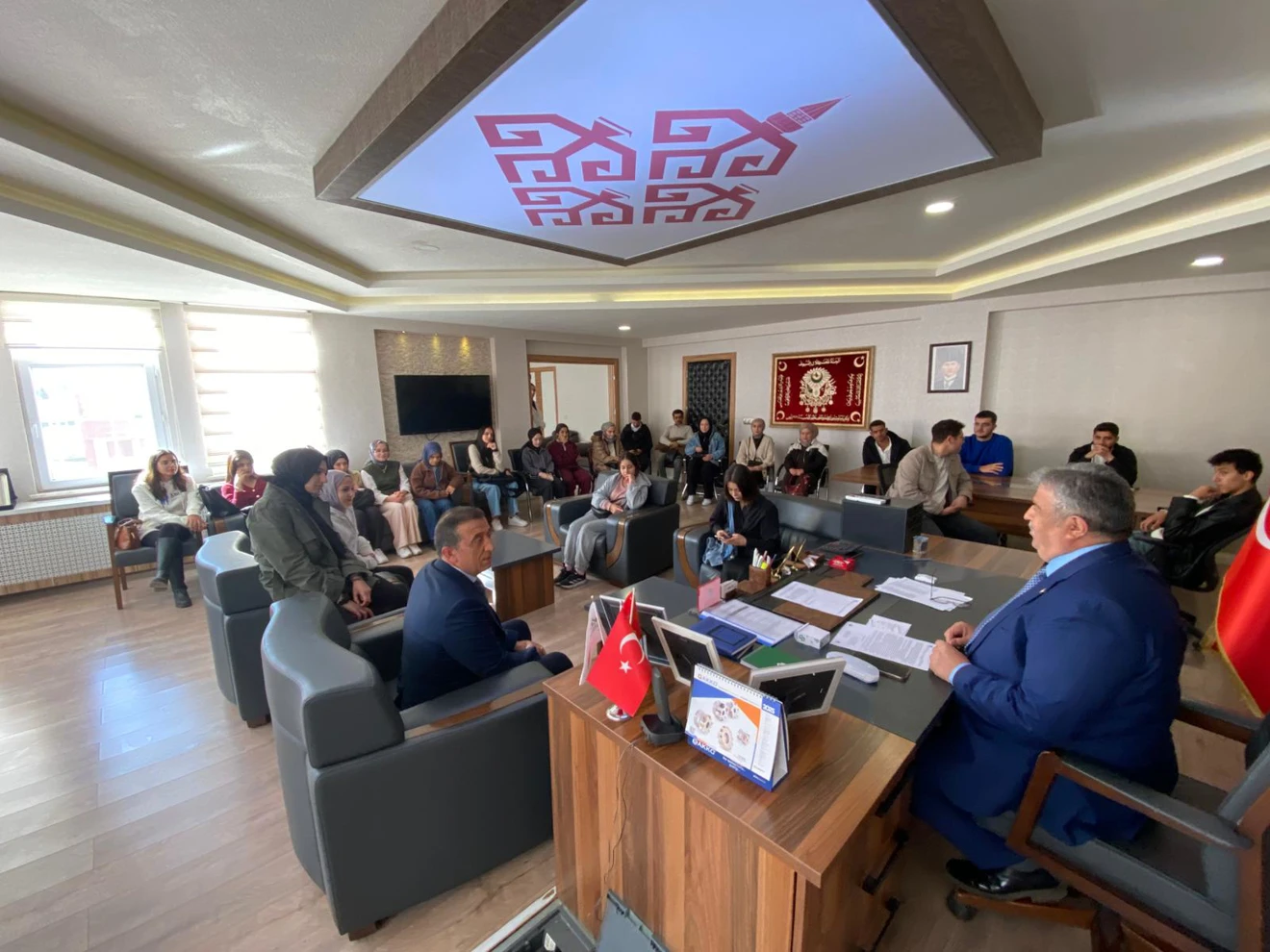 Bozkır Meslek Yüksekokulu Ekibi, Belediye Başkanı'nı Ziyaret Etti